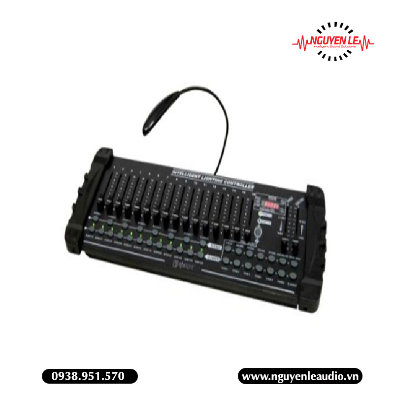 Bàn Điều Khiển Ánh Sáng DMX 384